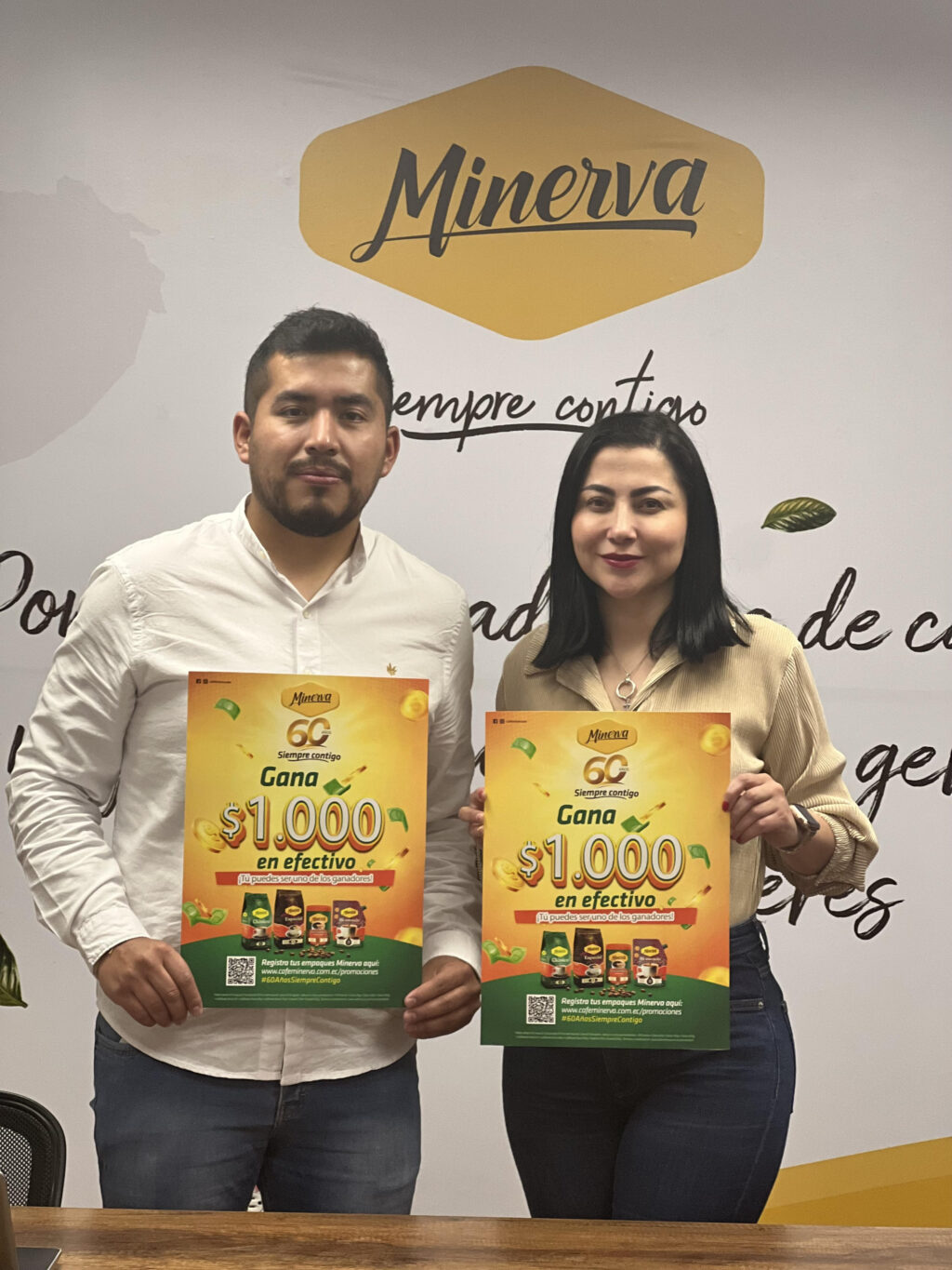 230522_FotoCampanaSiempreContigo.jpg